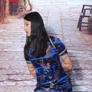 新模萧萧旗袍
